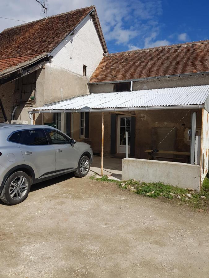 Marie-Emma Wifi Gratuite Beaulieu-sur-Loire Exterior foto